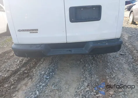 2016 Chevrolet Express 2500 Work Van z USA, uszkodzony, nr VIN 1GCWGAFF2G1162983